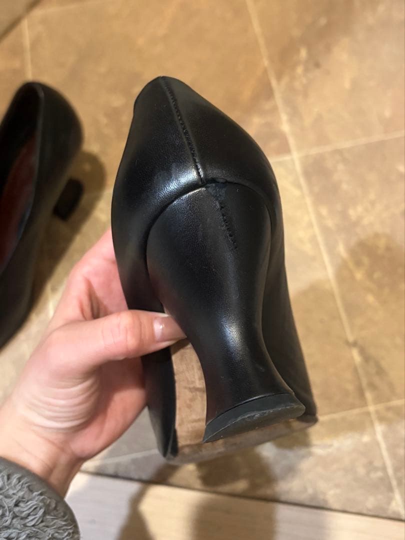 ボッテガヴェネタ レザーパンプス ブラック アーモンドパンプス　正規品