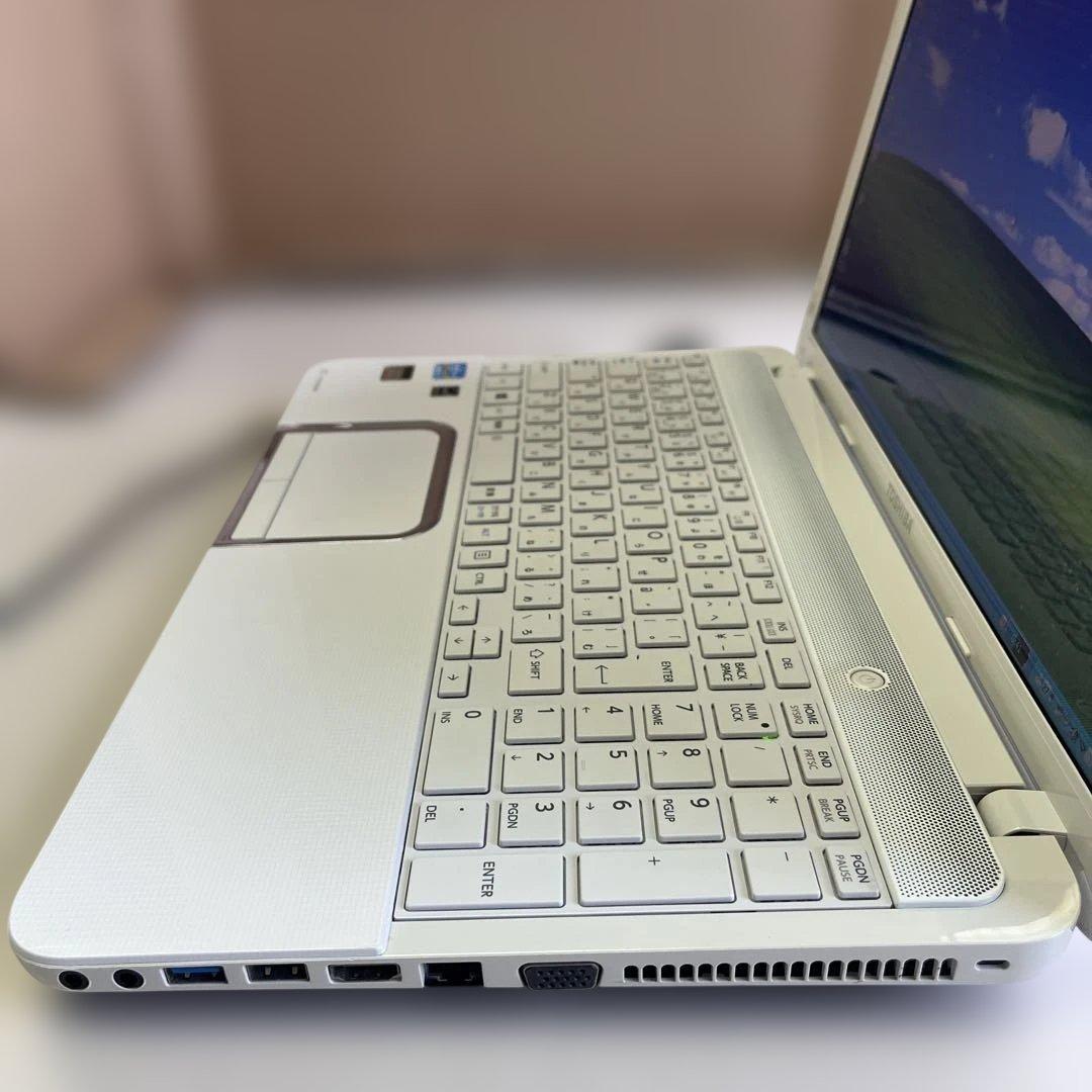 ☆格安超美品☆WinXP☆東芝ブルーレイ搭載15.6インチ大画面☆第3世代i7