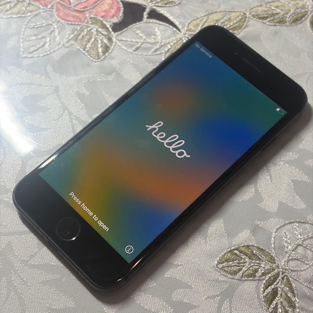 Apple iPhone 8 ブラック 64GB