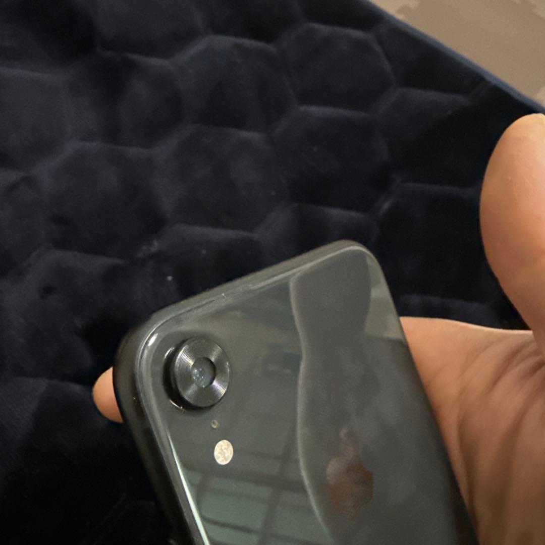 iPhone ブラック 約6.1インチ 本体 XR J/a