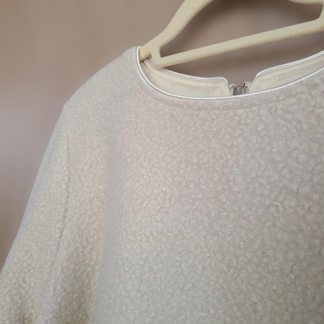 PASSIONEパシオーネブークレー裾フレアプルオーバー　アイボリー38(M)