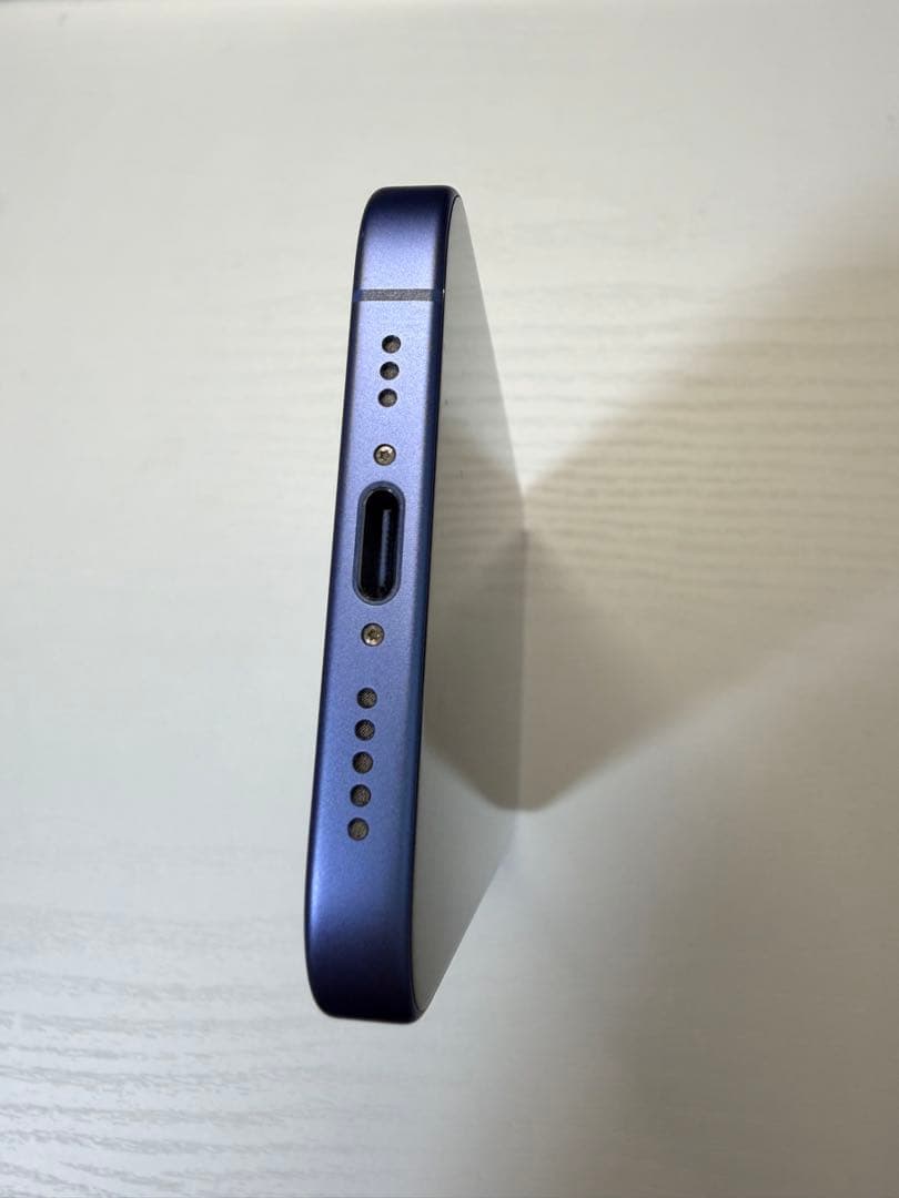 【美品】Apple iPhone 16 128GB 本体　ウルトラマリン