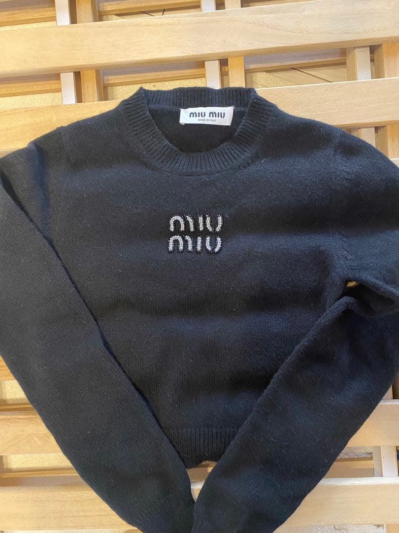 miu miuカシミアニット