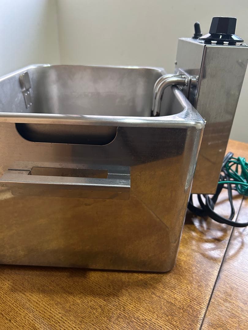 タイジ　電気フライヤー　TF-40A 2バスケット