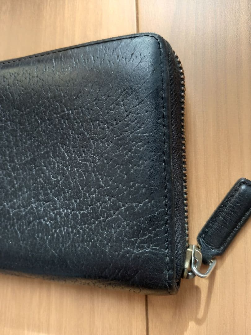 最終値下げ価格 Gucci 黒レザー長財布 GGロゴ付き