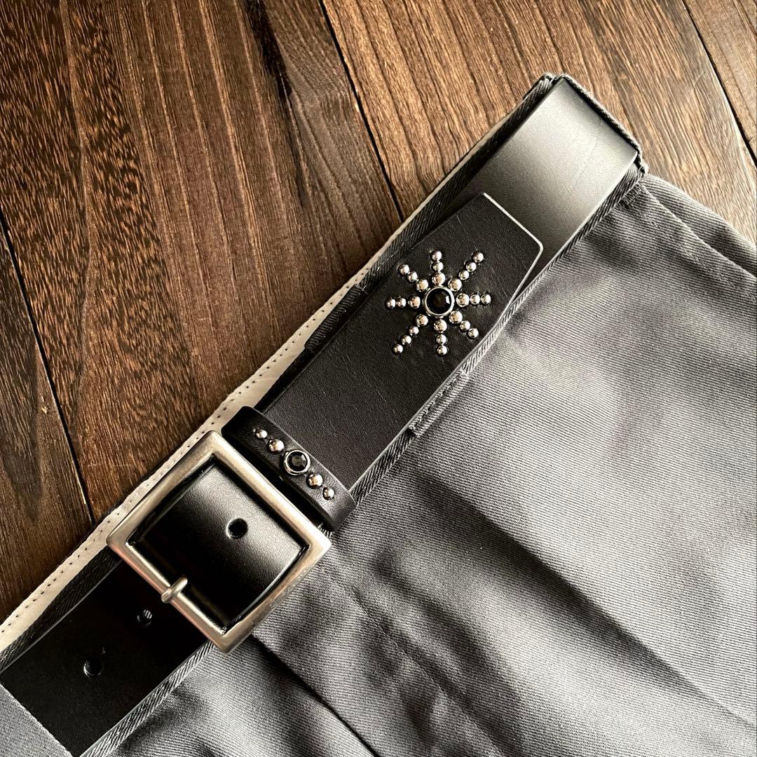 スタッズギャリソンベルト　牛ヌメ　シルバー　38mm HTC CALEE