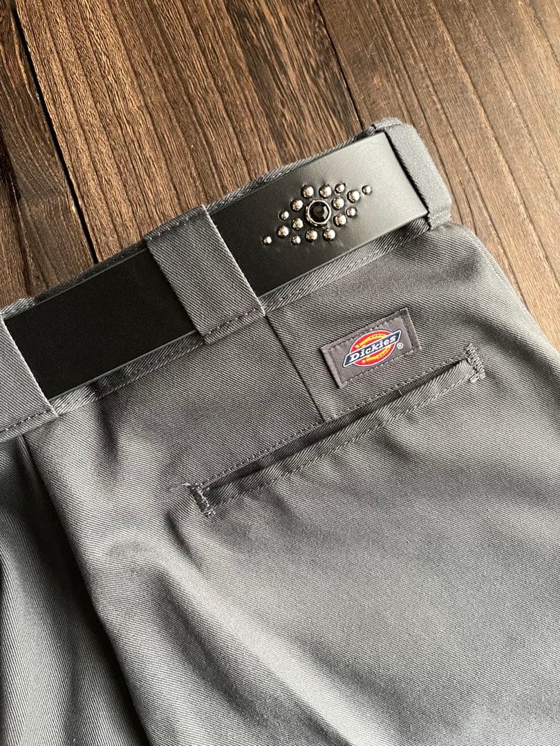 スタッズギャリソンベルト　牛ヌメ　シルバー　38mm HTC CALEE