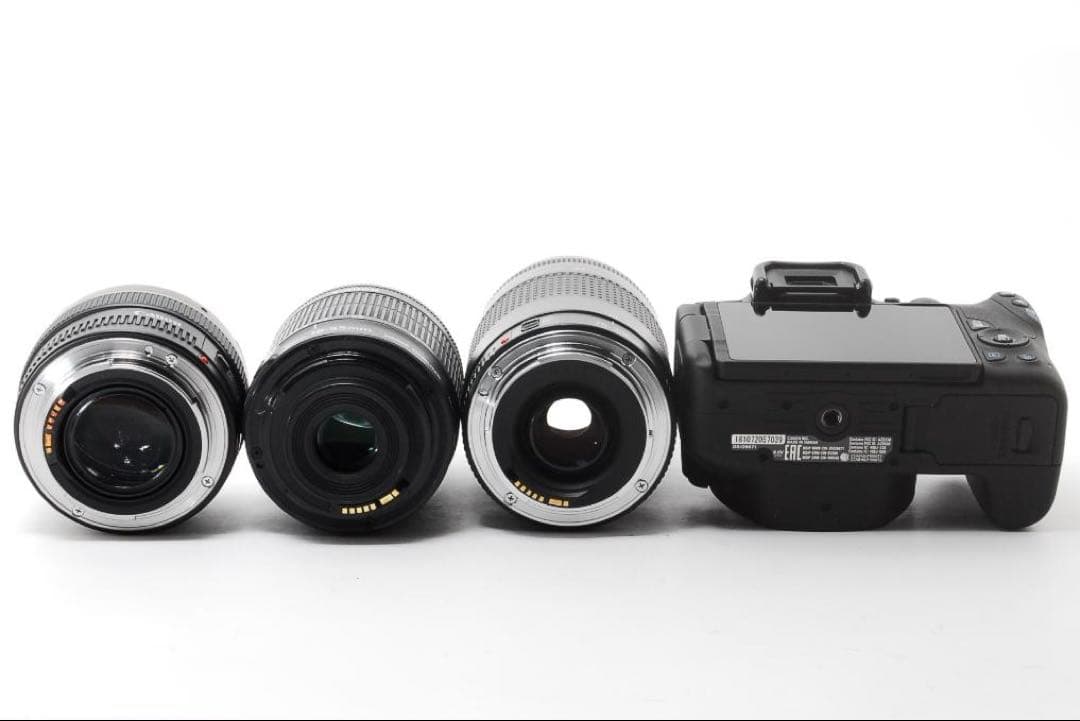 バッグ付 Canon Kiss X9 Wi-Fi搭載 トリプルレンズセット