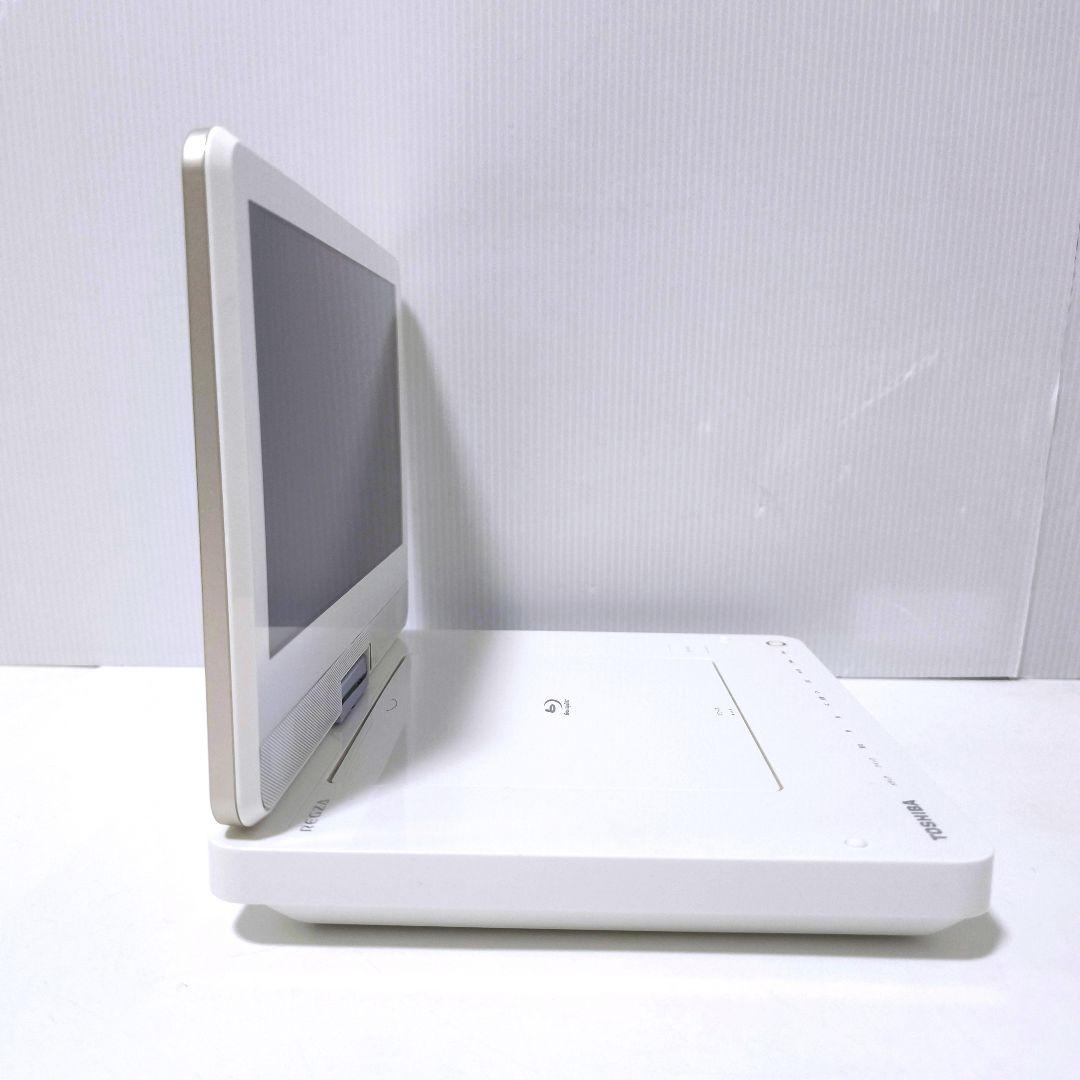 【送料無料】東芝 ポータブルブルーレイプレーヤー SD-BP900S