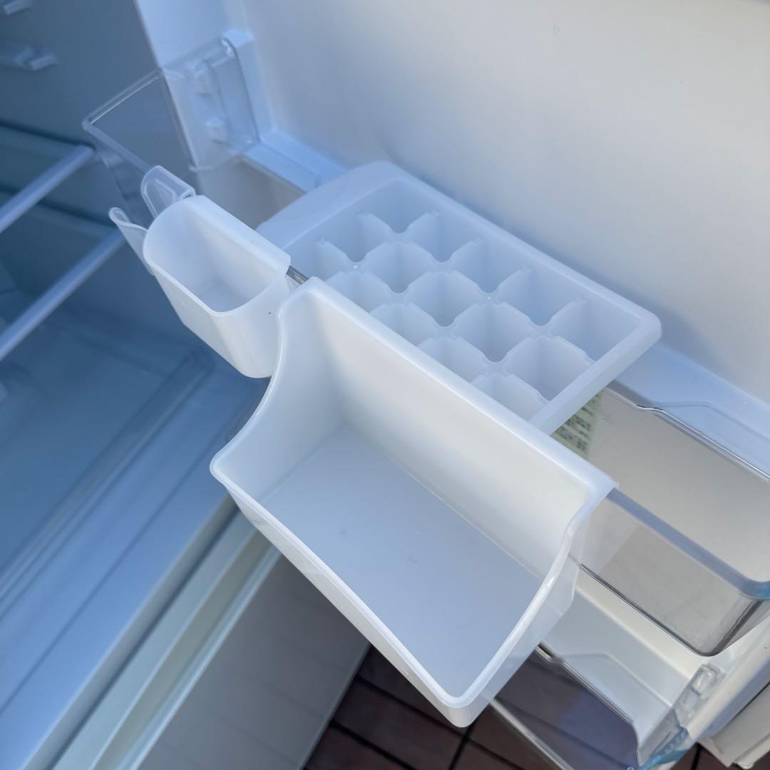 送料込 AQUA 冷蔵庫（157L・右開き） 2ドア ミルク AQR-16D