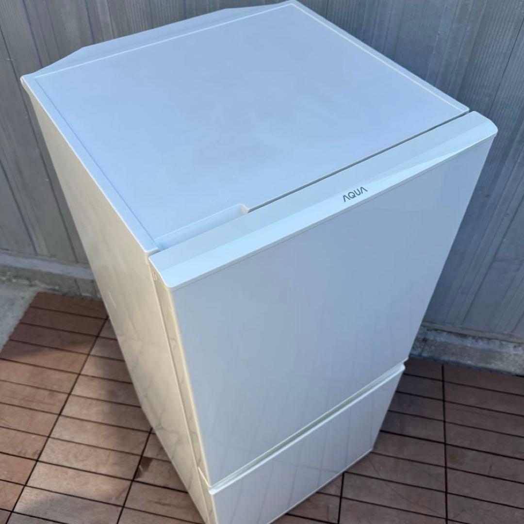 送料込 AQUA 冷蔵庫（157L・右開き） 2ドア ミルク AQR-16D