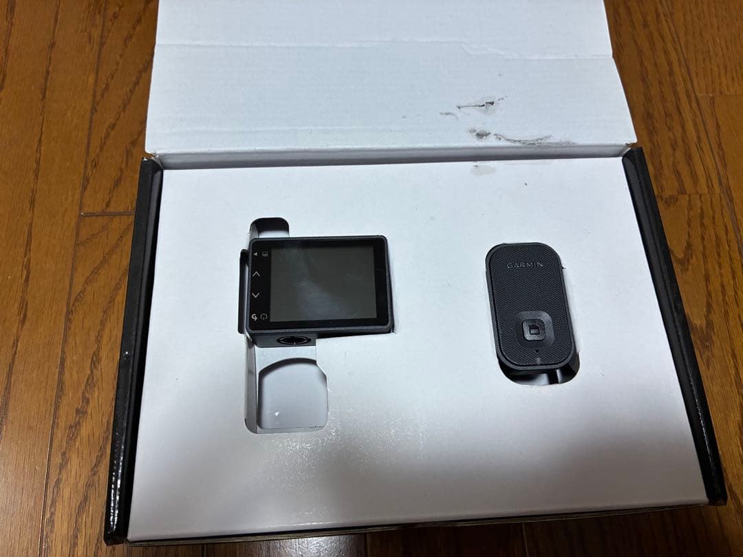 GARMIN前後カメラ　Dash Cam 47Z