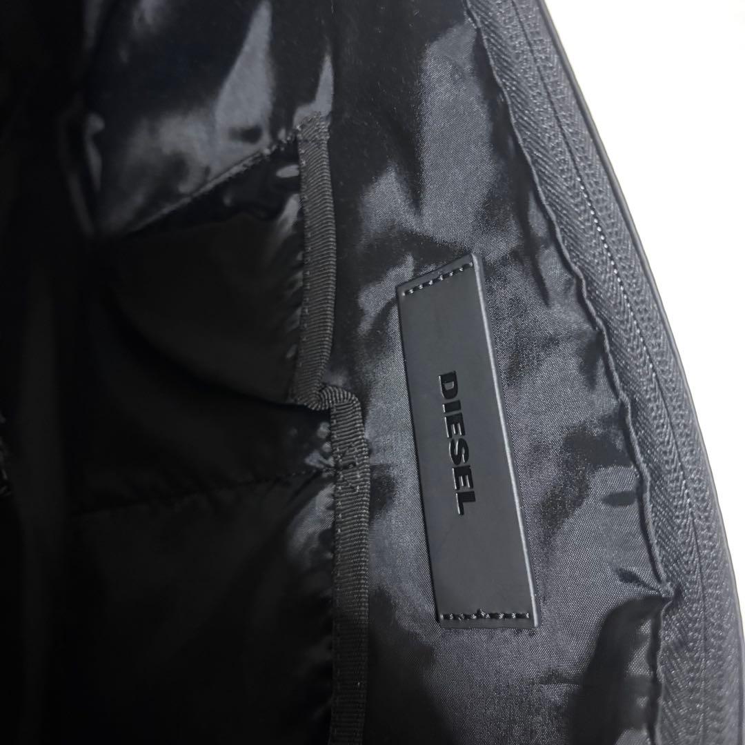 未使用級　DIESEL ディーゼル　メッセンジャーバッグ　ブラック　ビッグロゴ