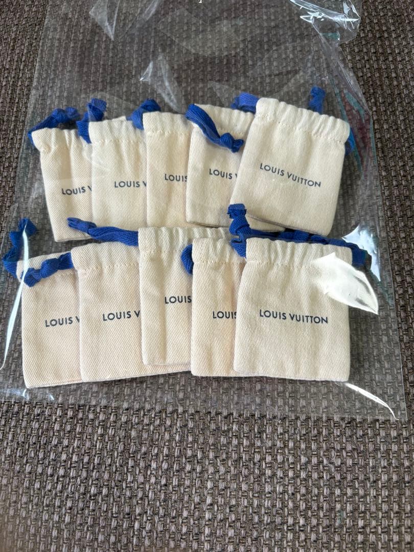 正規品　美品ルイヴィトン巾着袋10枚セット