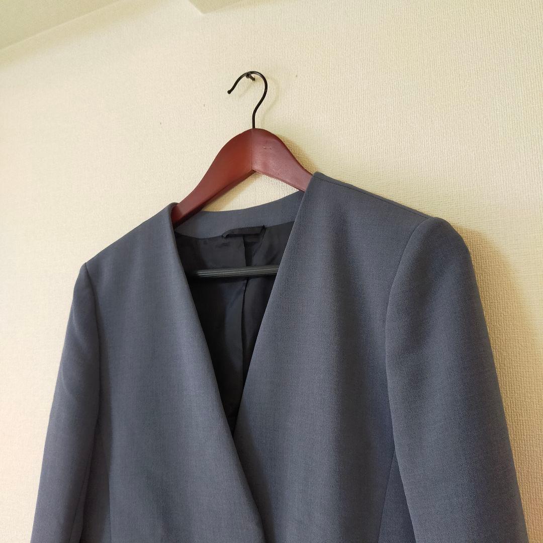 美品　40　ユニバーサルランゲージ　ノーカラー　パンツスーツ　ウォッシャブル