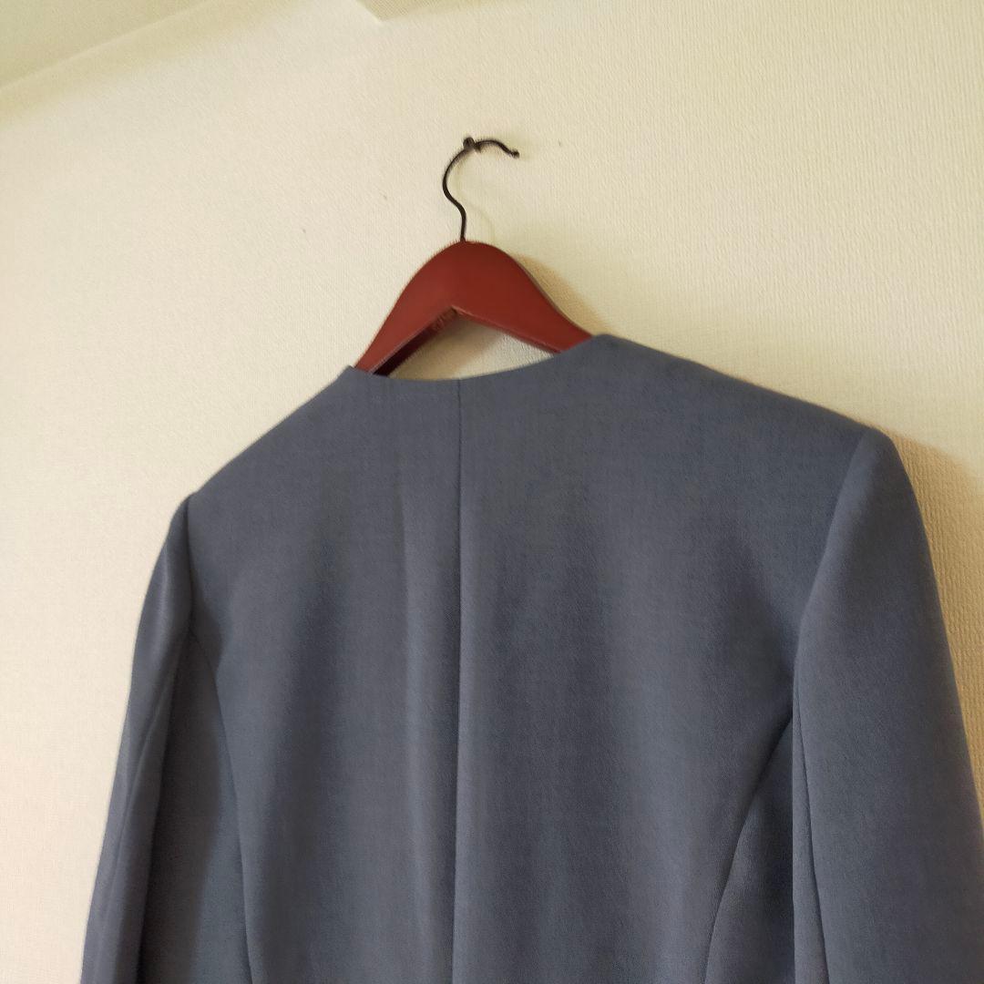 美品　40　ユニバーサルランゲージ　ノーカラー　パンツスーツ　ウォッシャブル