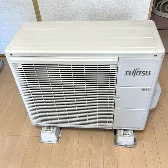6畳用　富士通　AS-J22D-W　2014年製　美品　エアコン　禁煙　神奈川発