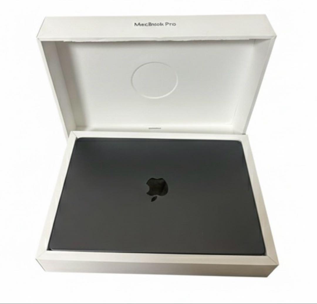 MacBook Pro (M3 Max) 36GB 箱、充電器付き　箱付き
