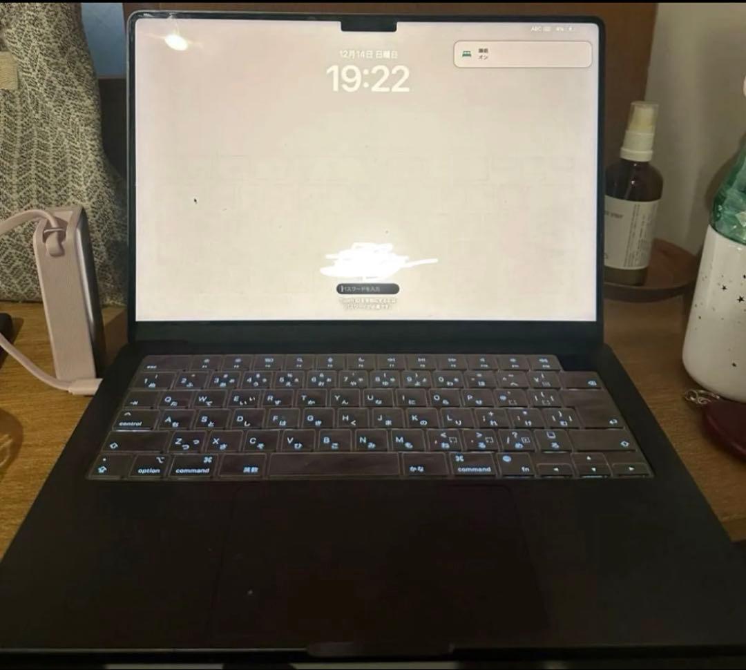 MacBook Pro (M3 Max) 36GB 箱、充電器付き　箱付き