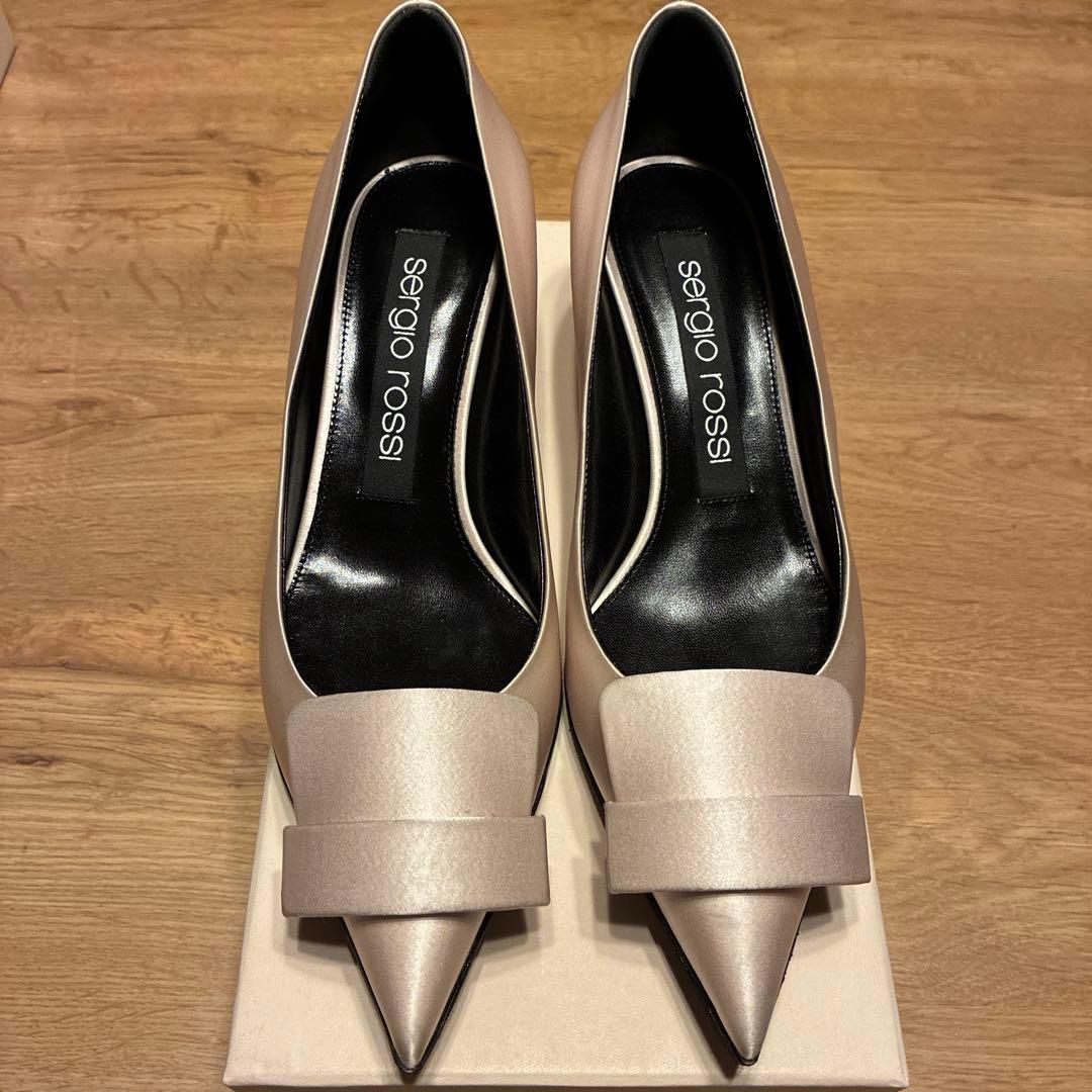 【美品】セルジオロッシ SR1 045 37ハーフ