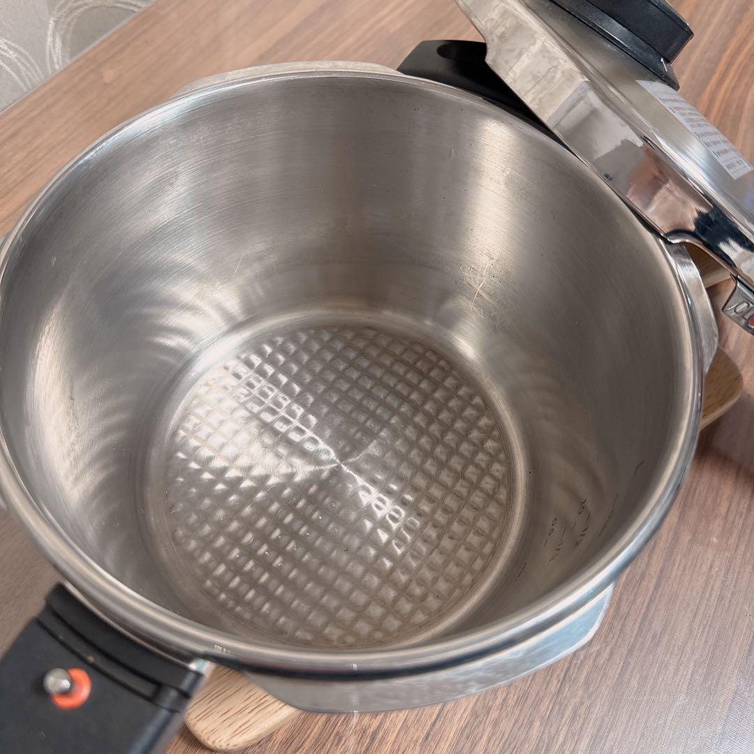 Fissler フィスラー 圧力鍋 2.5L プレミアムシリーズ 蒸し器付き
