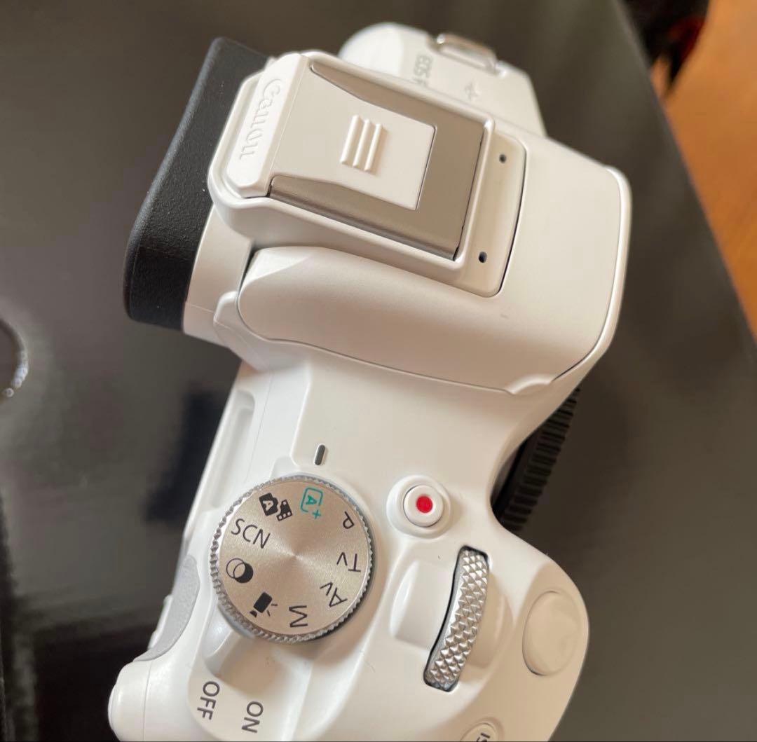 Canon EOS R50 ホワイト ダブルズームレンズキット