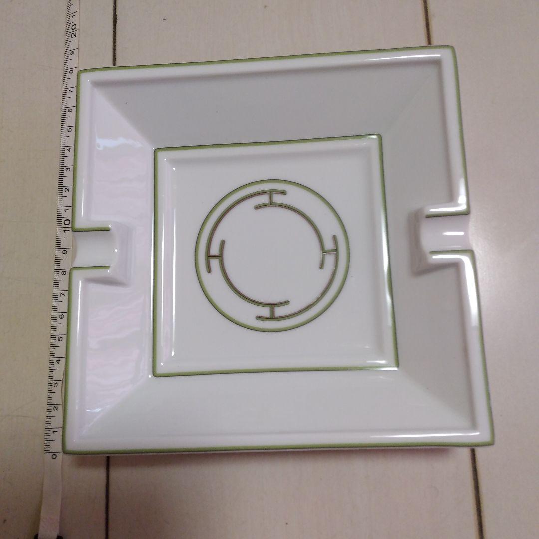 ☆HERMES スクエア型置き灰皿ホワイト