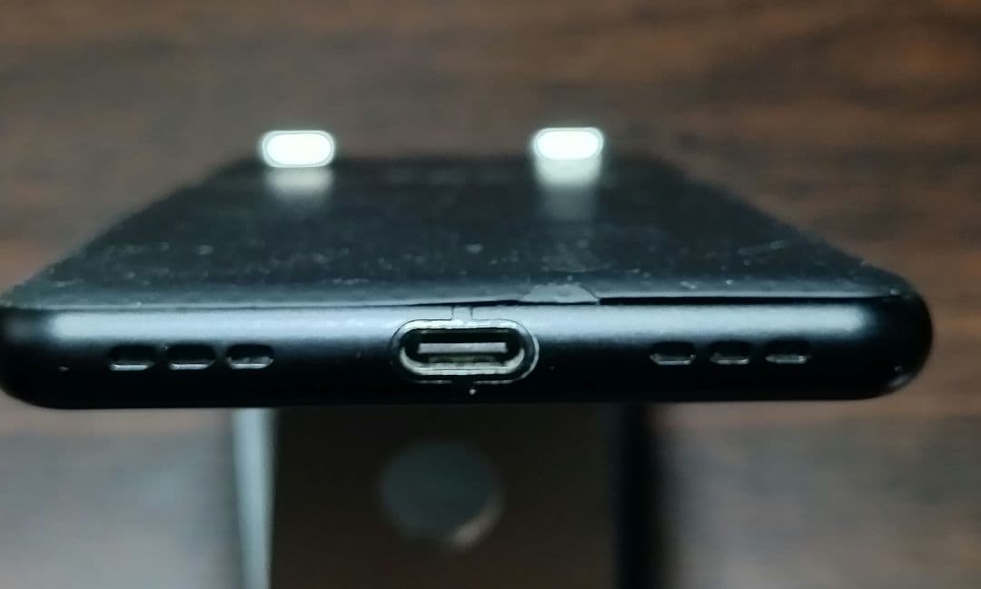 スマートフォン本体 BlackBerry KEYone BBB100-7