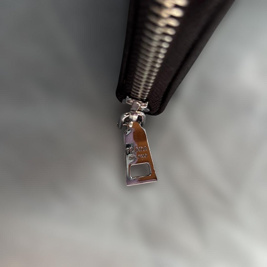 PRADA 財布　ケース