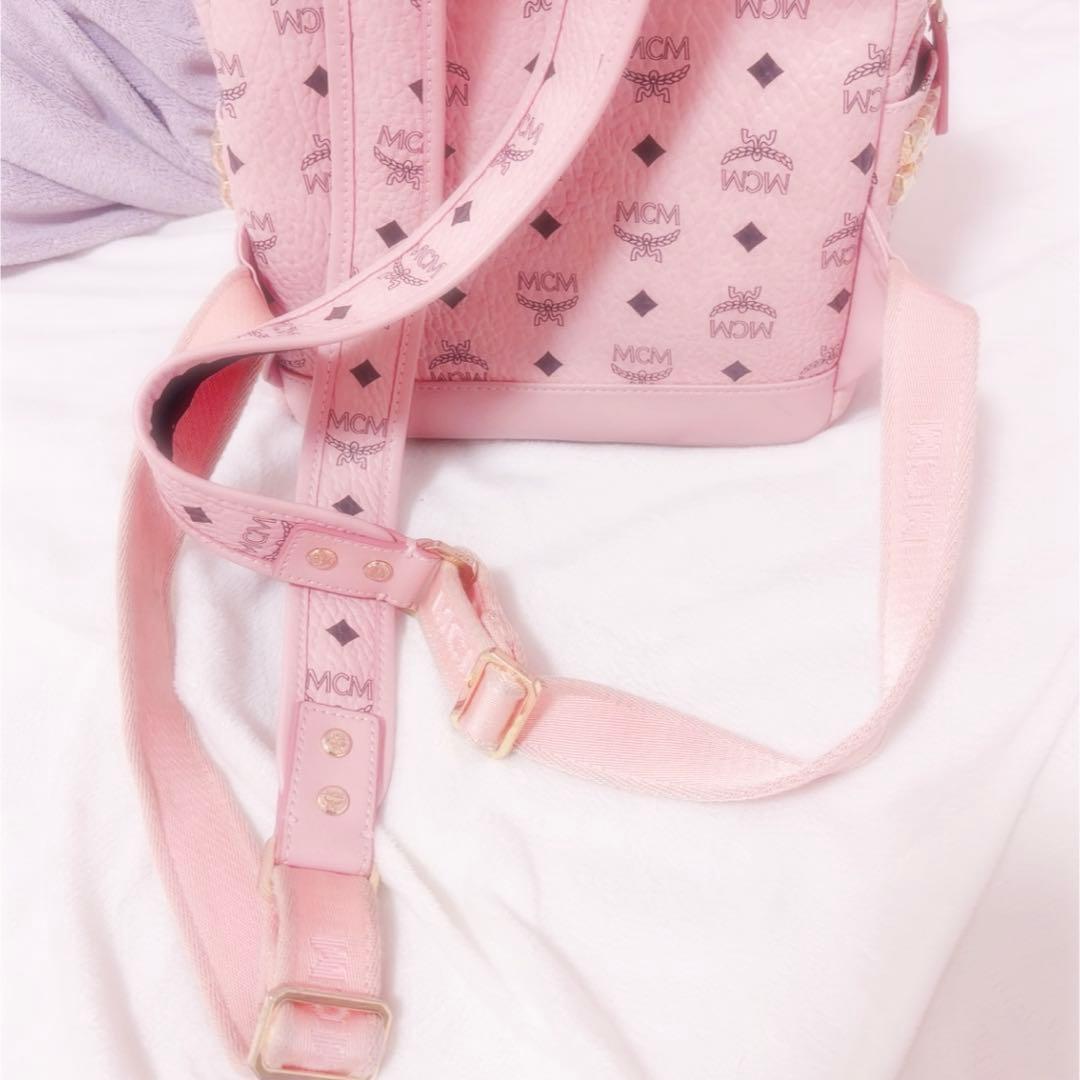 MCM ピンクロゴリュック Sサイズ