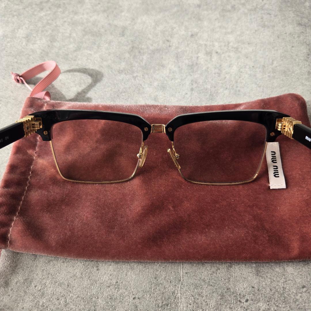 miu miu 24SS AWサングラス ランウェイ メガネ