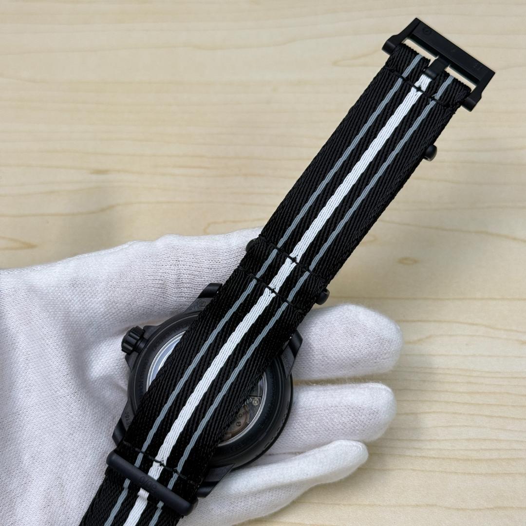 時計 ScubaFifty FathomsPacificOcean SO35B400