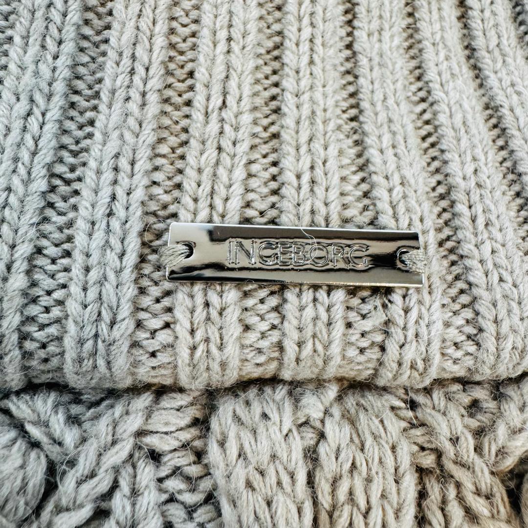 INGEBORG　アラン編ニットコンビジャケット　ダウンコートジャケット　ロゴ