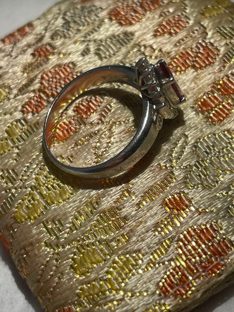 Pt900ルビー　ダイヤモンドリング