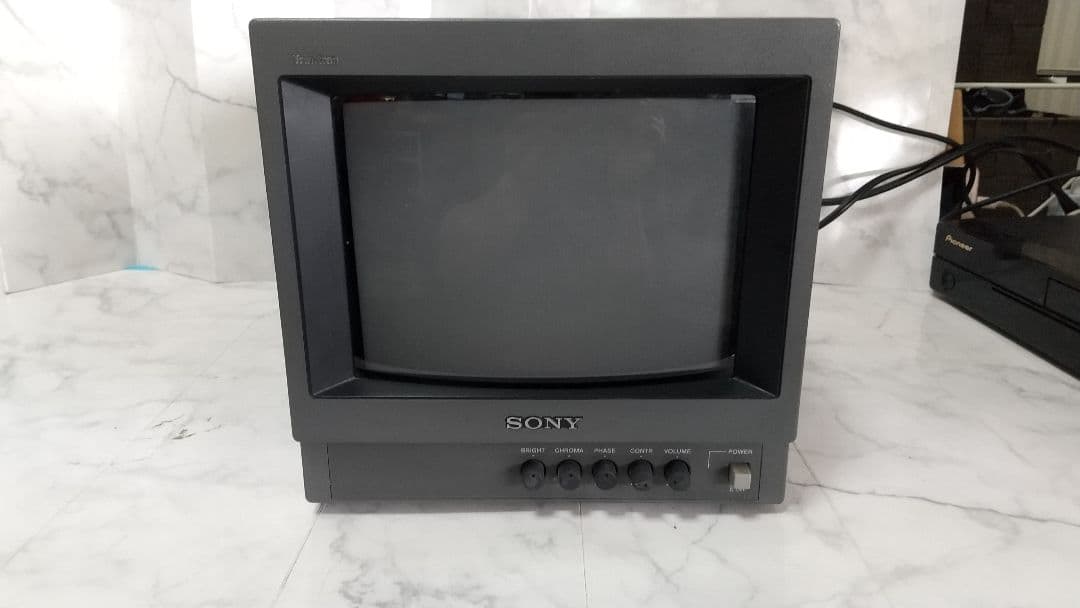 ③ SONY PVM-9040 9型 Trinitron カラービデオモニター