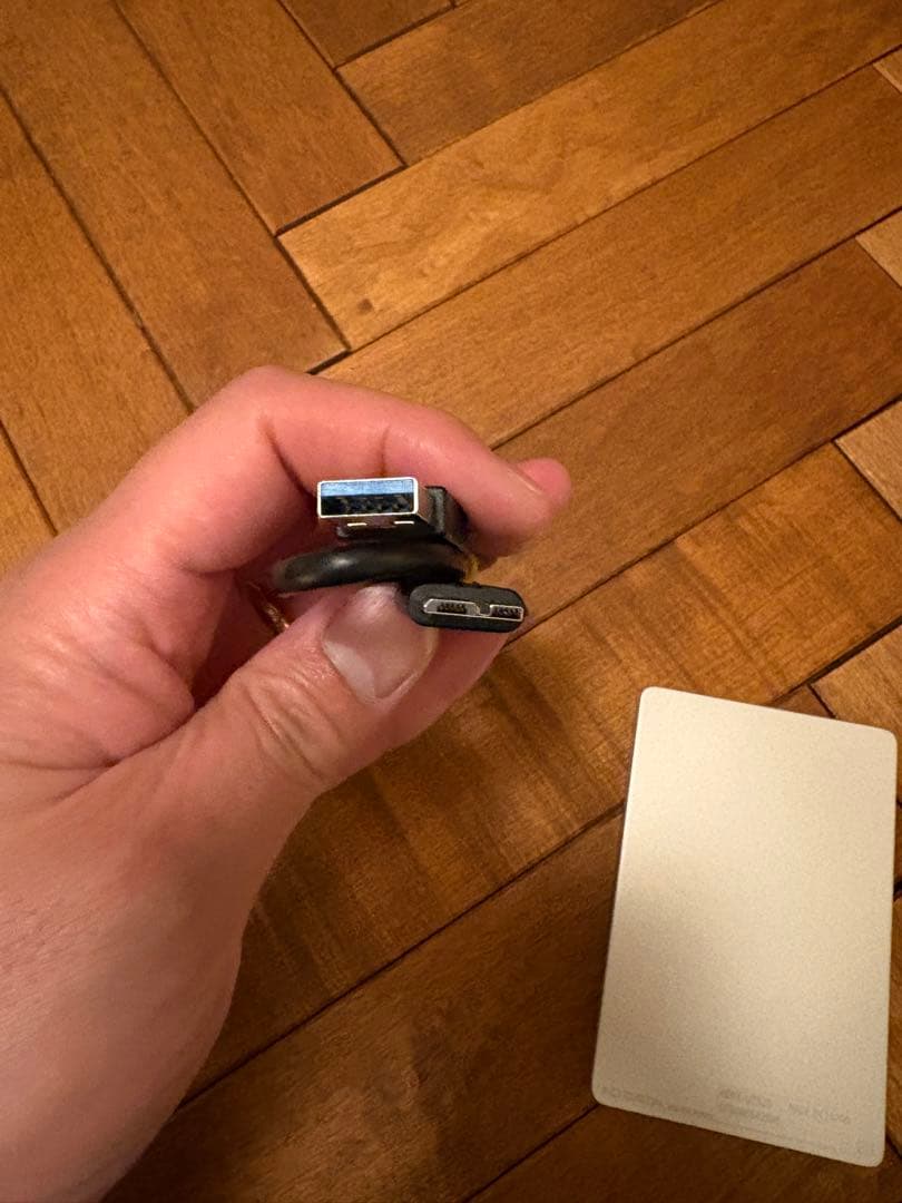 ポータブル外付けHDD シルバー USB 3.0