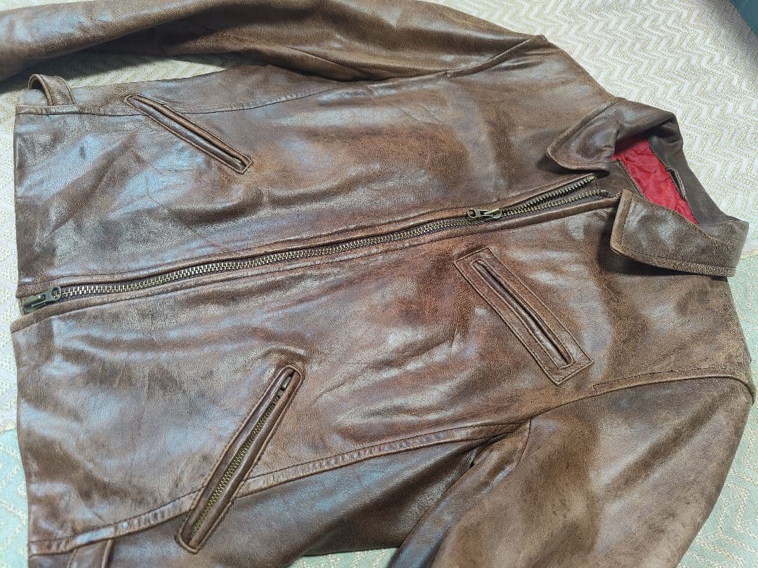 ユニクロ　レザージャケット　数量限定品　羊革