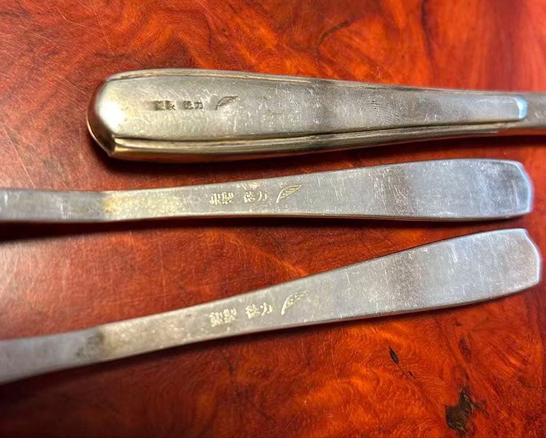 値下げ❗️銀製　カトラリーセット (1セットの価額) フォーク・ナイフ・スプーン