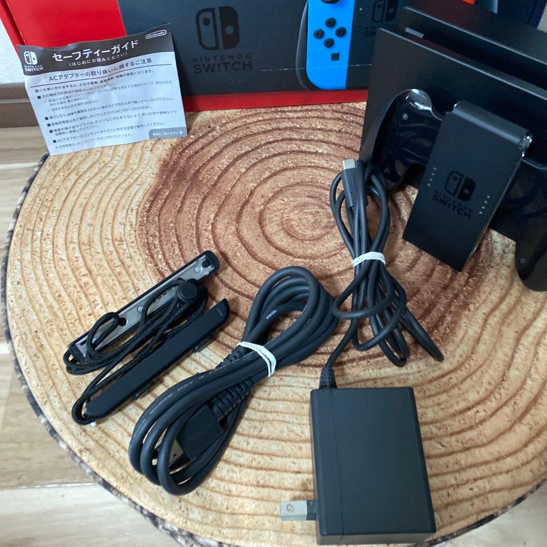 Nintendo Switch ニンテンドースイッチ本体　ネオン