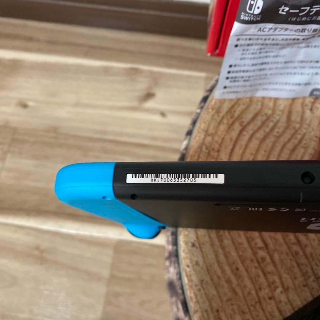 Nintendo Switch ニンテンドースイッチ本体　ネオン