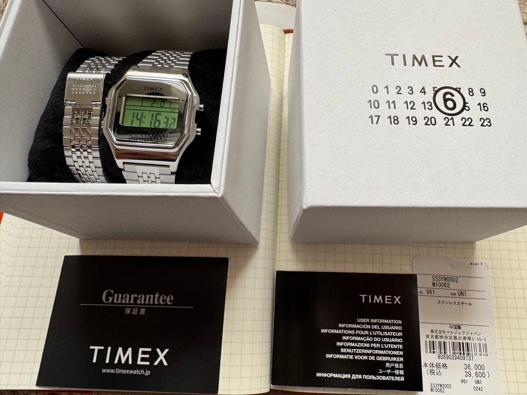 MM6 TIMEX デジタル腕時計