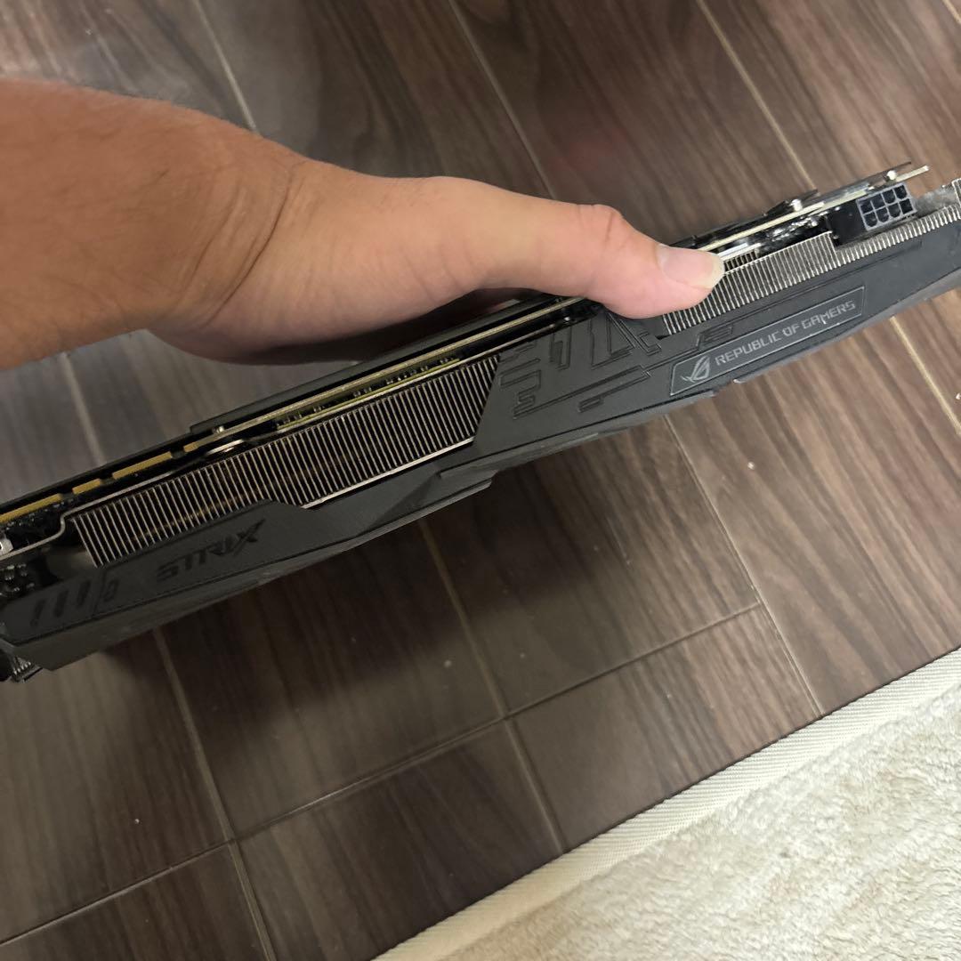 グラフィックボード・グラボ・ビデオカード ASUS ROG STRIX-GTX1070-O8G-GAMING