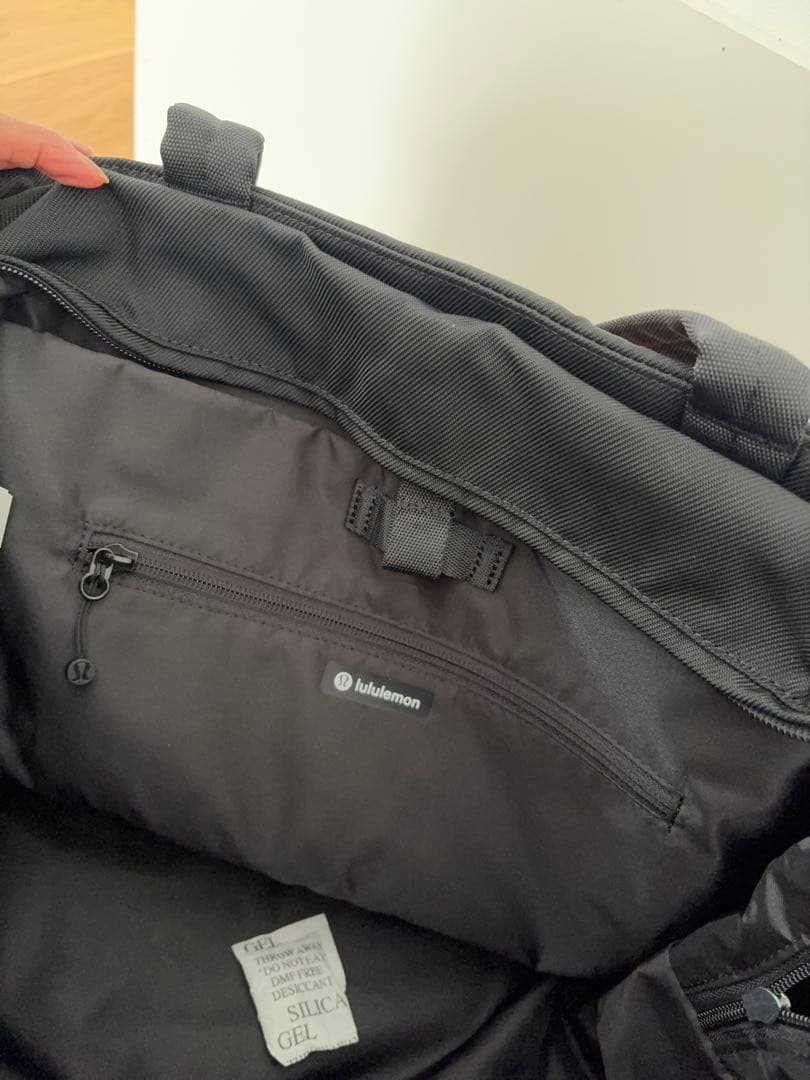 ルルレモン バッグ　28L