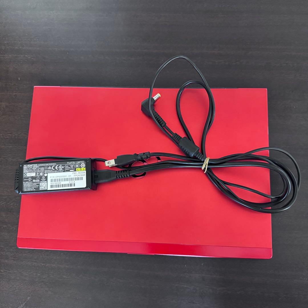 極軽量750g！富士通 LIFEBOOK UH75/B3 第8世代i5