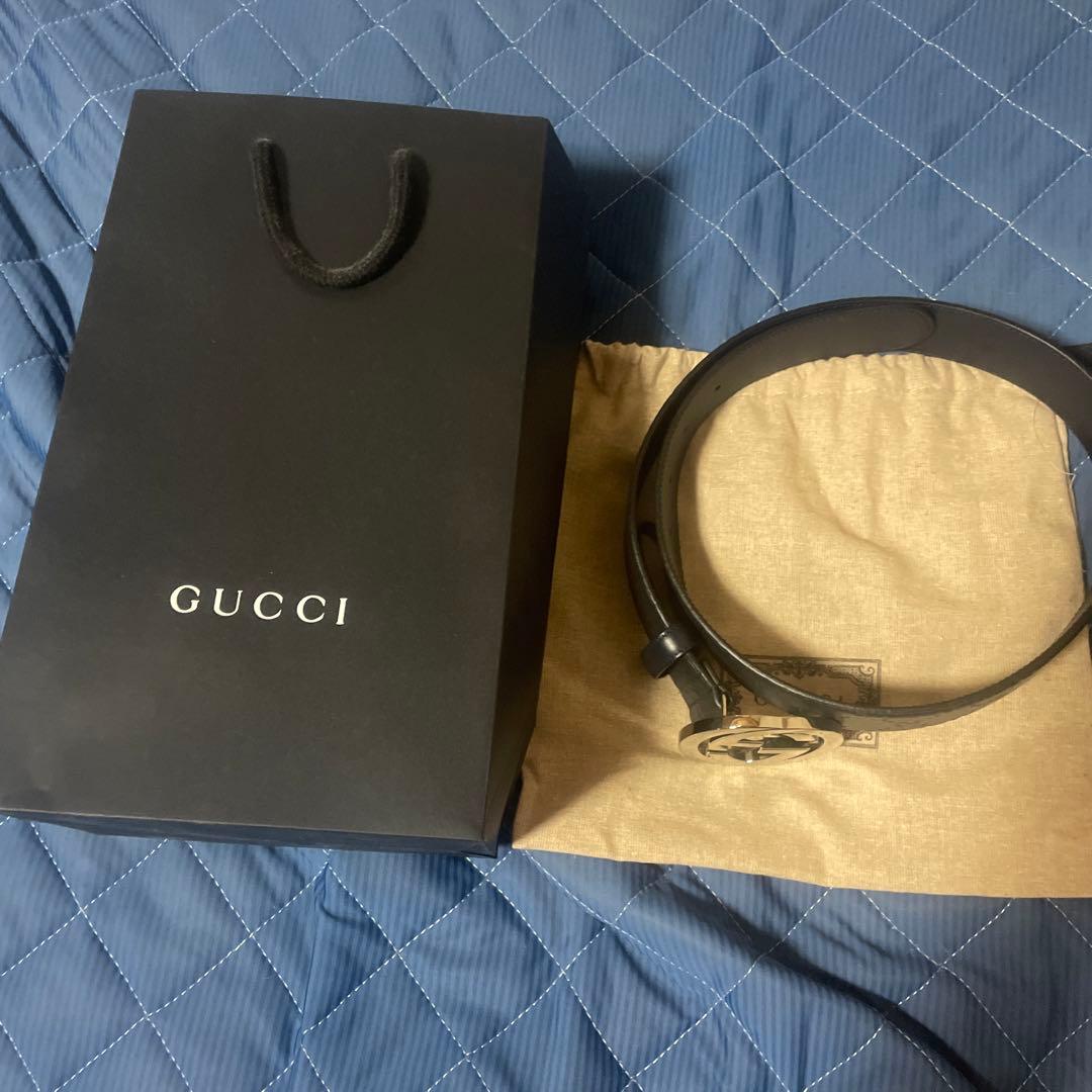 Gucci ネイビー レザー ベルト