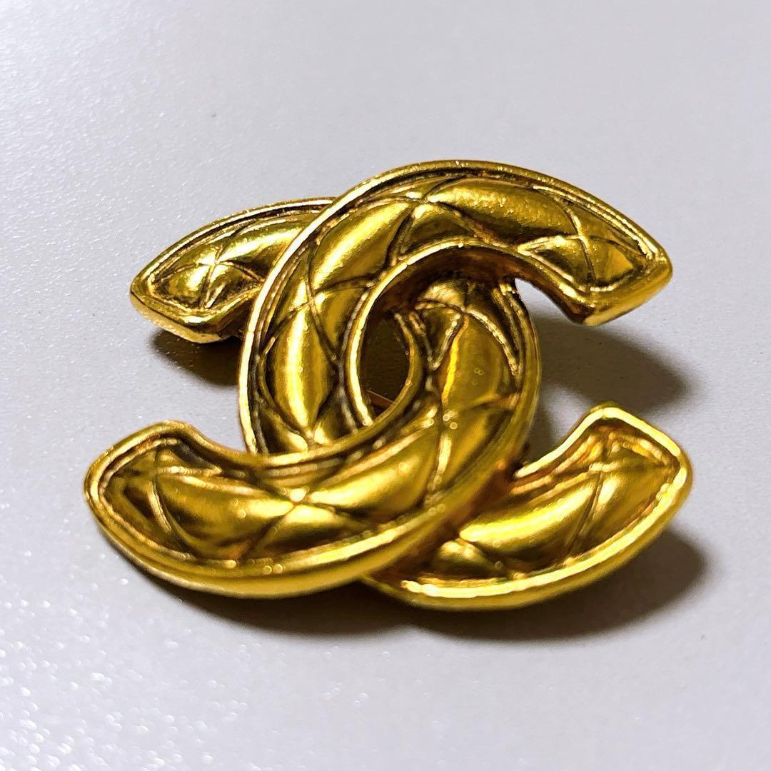 【美品】シャネル CHANEL ブローチ マトラッセ ココマーク ゴールド