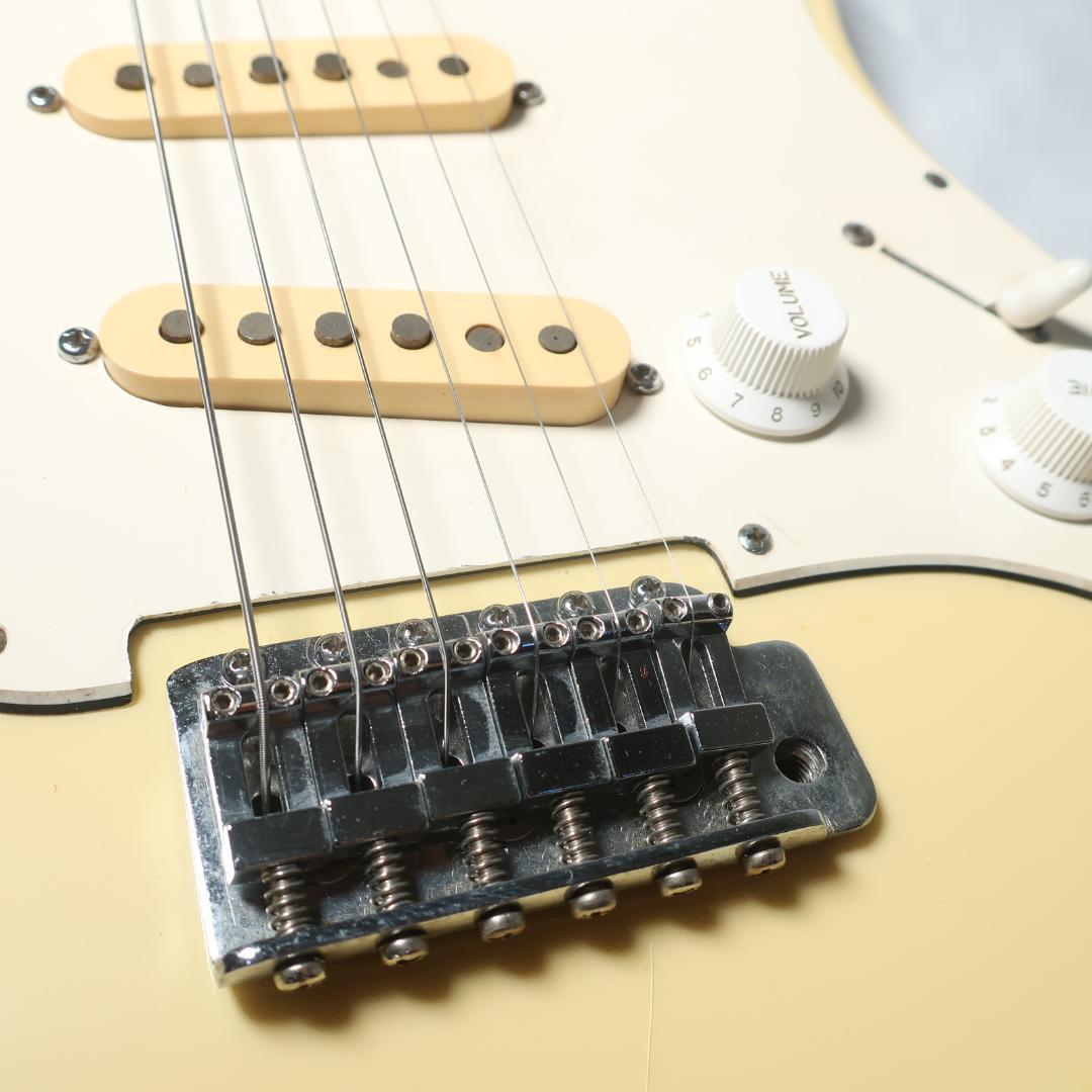 Founder ELECTRIC CUSTOM ストラトタイプ エレキ 弦交換済