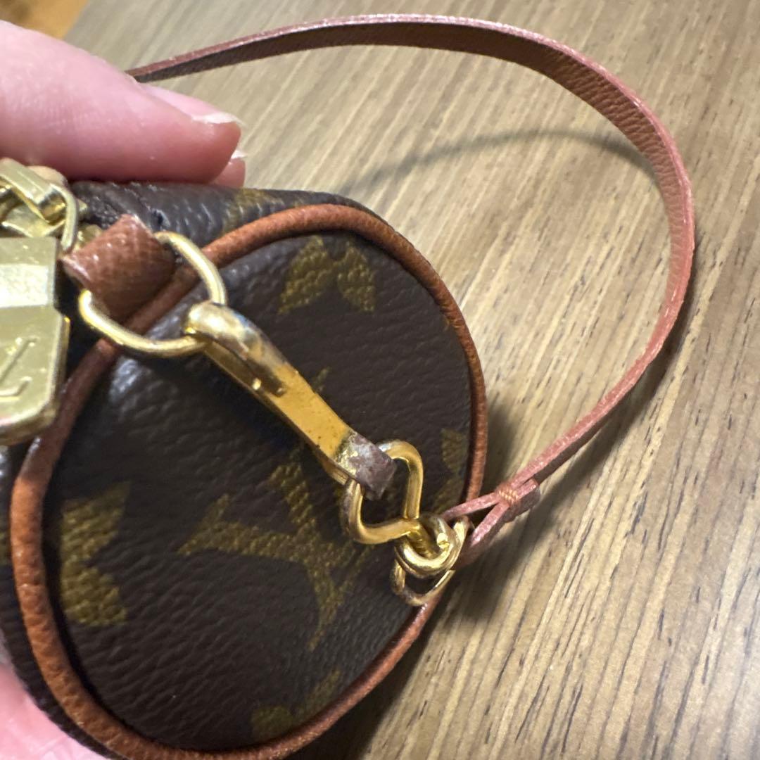 Louis Vuitton ルイヴィトン　モノグラム　パピヨン　ポーチ
