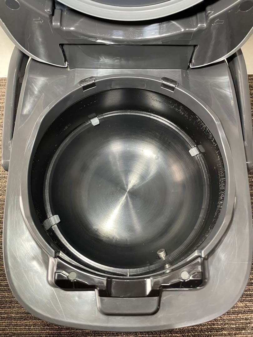 757美品✨ 象印 圧力IH炊飯ジャー 5.5合炊き 豪炎かまど釜 ブラック