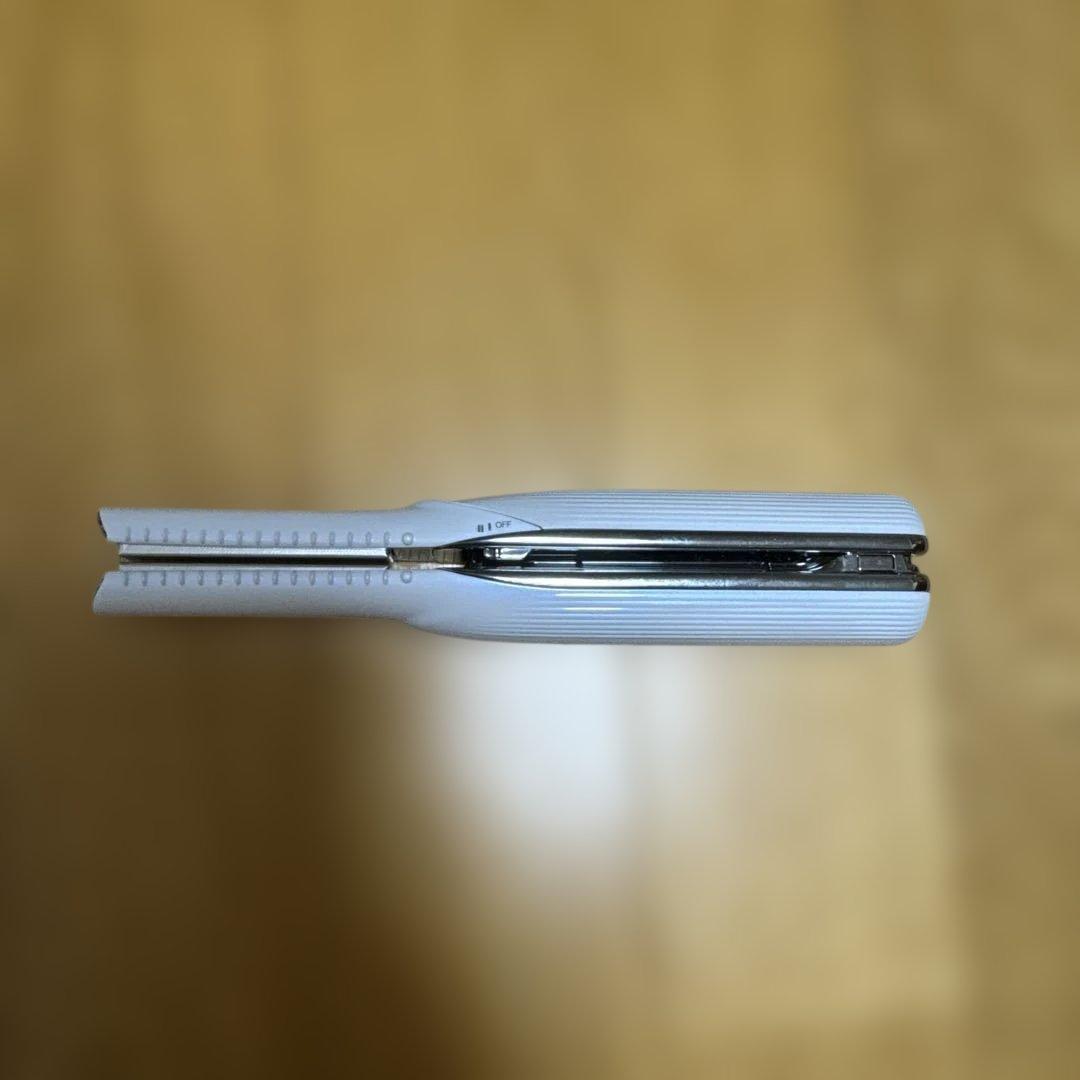 週末限定 ReFa ストレートヘアアイロン ホワイト